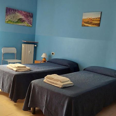Bed and Breakfast Sempione 72 Pogliano Milanese Exterior foto