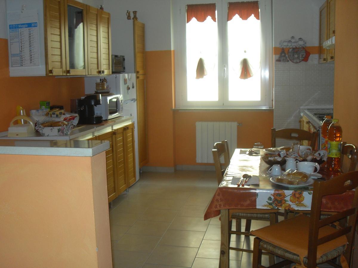 Bed and Breakfast Sempione 72 Pogliano Milanese Zimmer foto